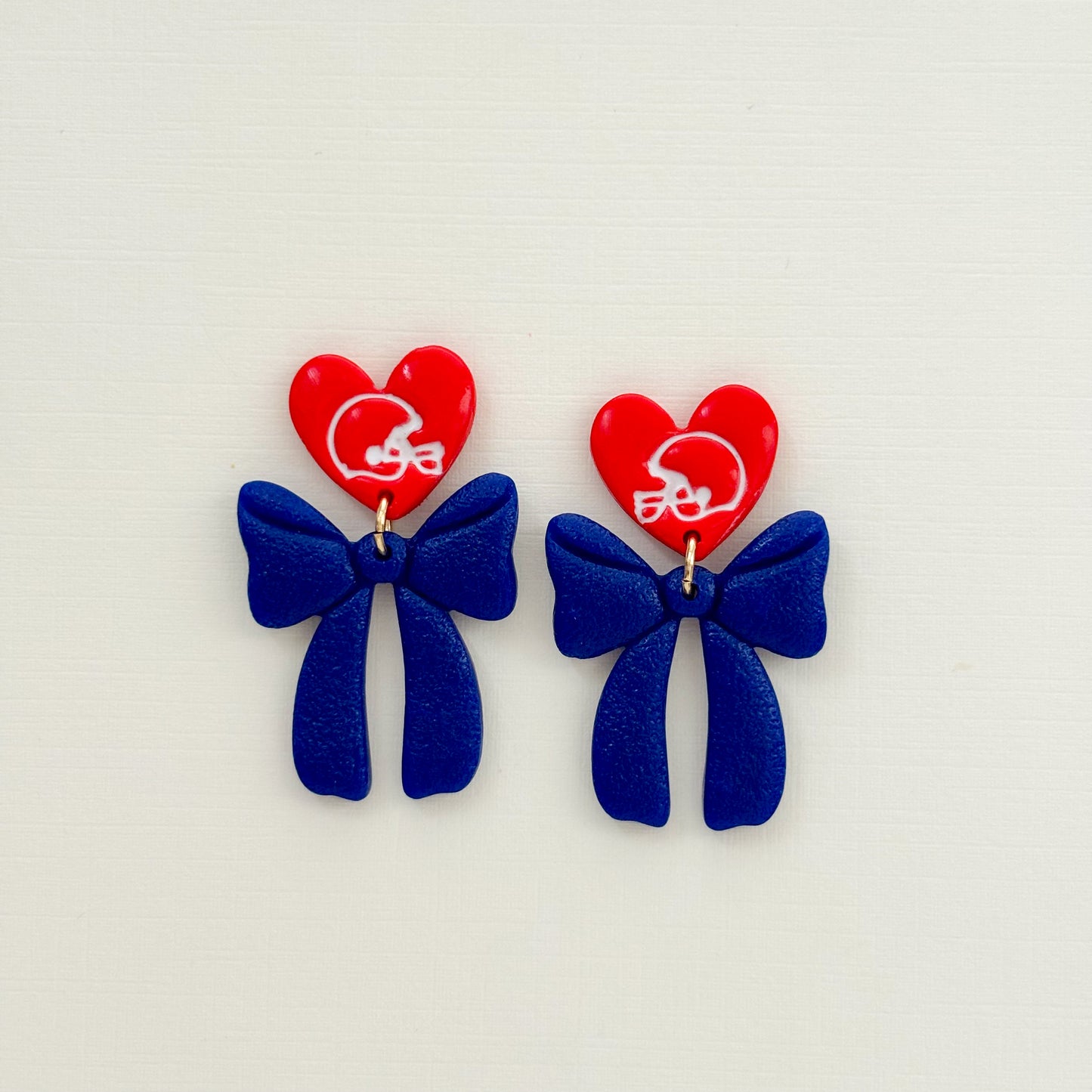 Helmet Heart Bow Dangles - Choose Team