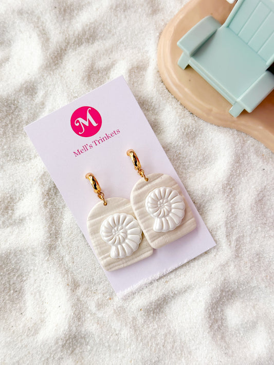 Seashell Arches - White