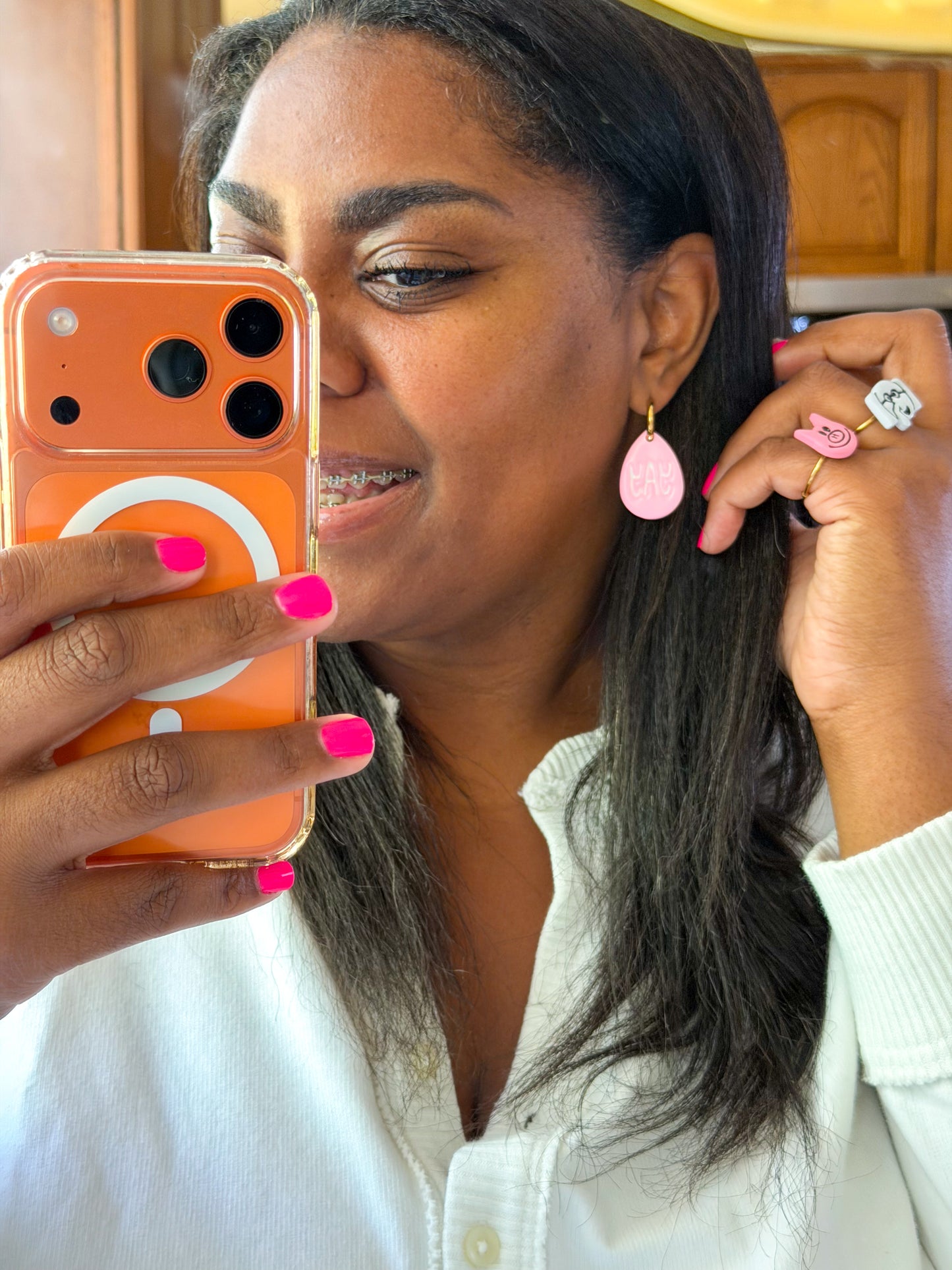 Pre-order FRIYAY Huggie Hoops - Light Pink
